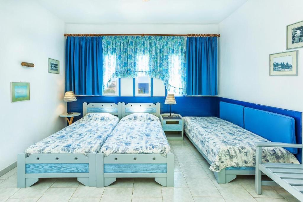 Xenios Faros Apartments Posidi Eksteriør billede