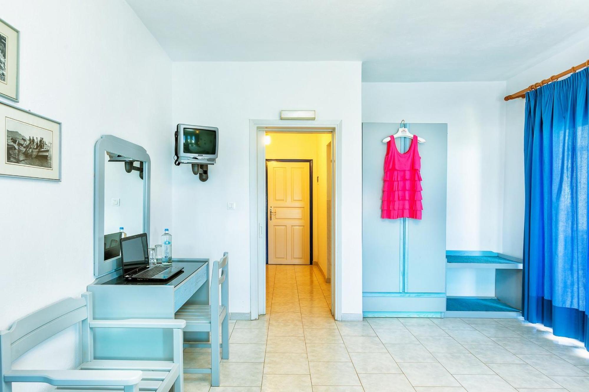 Xenios Faros Apartments Posidi Eksteriør billede